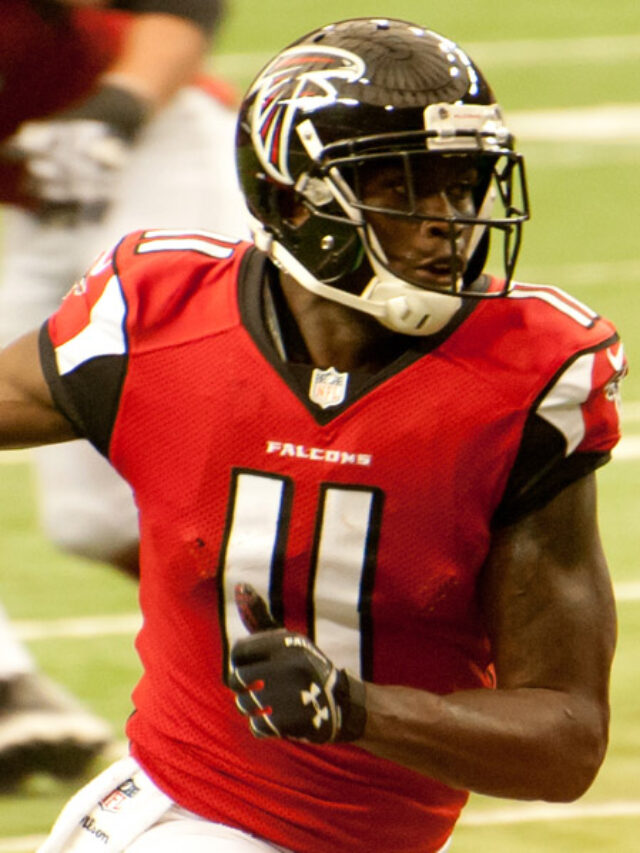 Seven-time Pro Bowl wide receiver Julio Jones signs with the Eagles